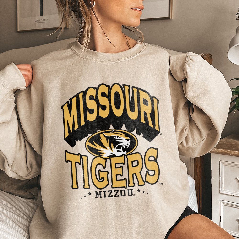 Missouri Tigers Sweatshirt | Vintage Mizzou Graphic Crewneck | Soft Premium Fleece | University Gift for Students & Alumni